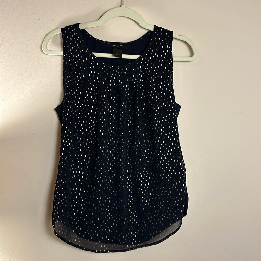 💼 Ann Taylor | Blue Blouse w/ Gold Accents | Size Medium